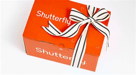 how long does shutterfly take to print and ship: Exploring the Intricacies of Photo Printing and Shipping Services